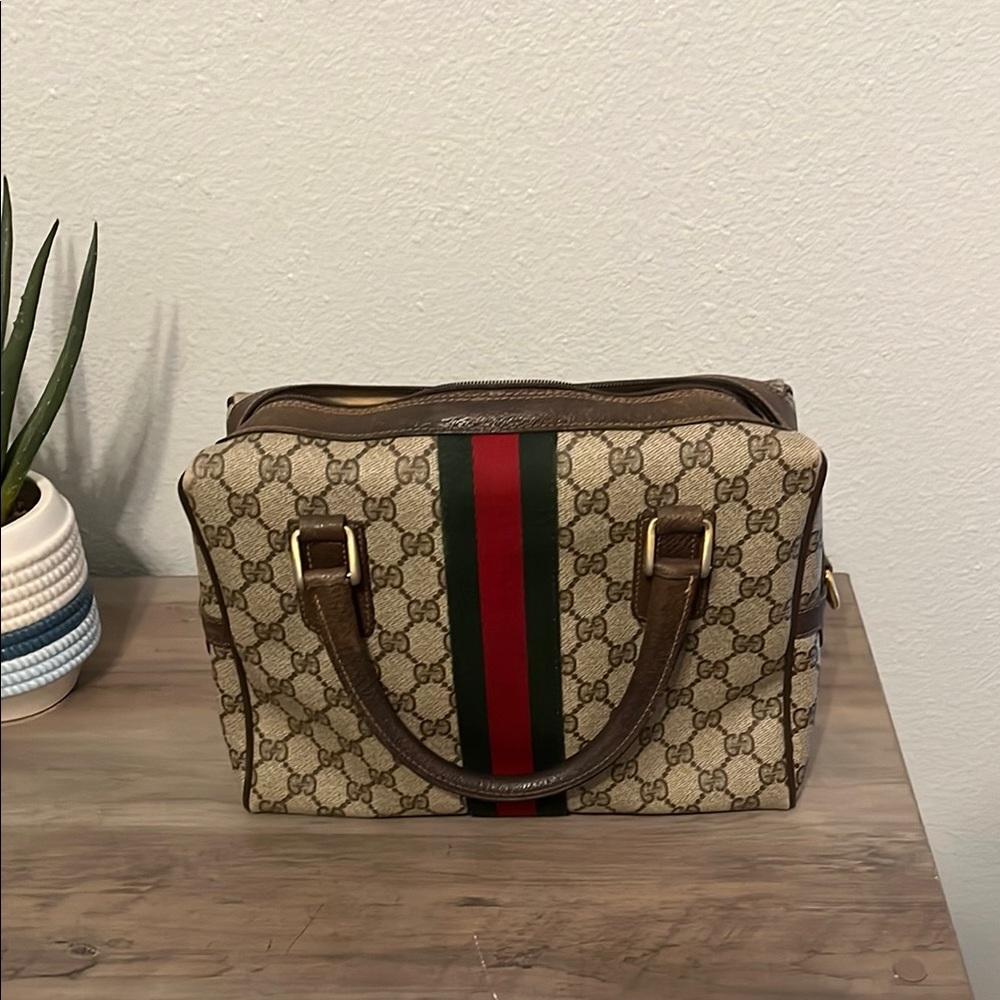 Gucci Brown and Tan Satchel with Iconic GG Monogram - Picture 2 of 3